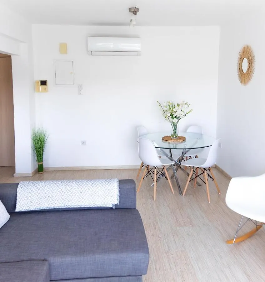 Seaview Apartment Larnaca